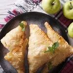 Een oliebol of een appelflap?
