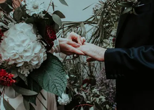 Trouwen of een samenlevingscontract
