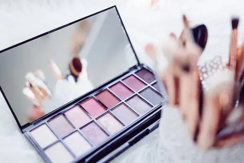 Make up, vroeger en nu