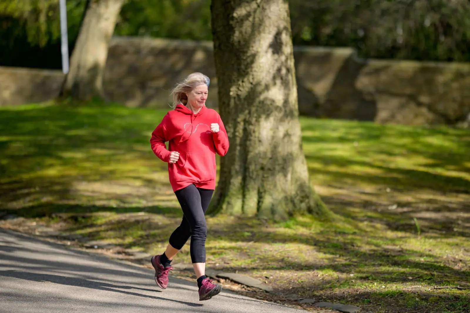 De voordelen van aerobe training voor vrouwen die hun buikvet willen kwijtraken bij 50 plus zijn