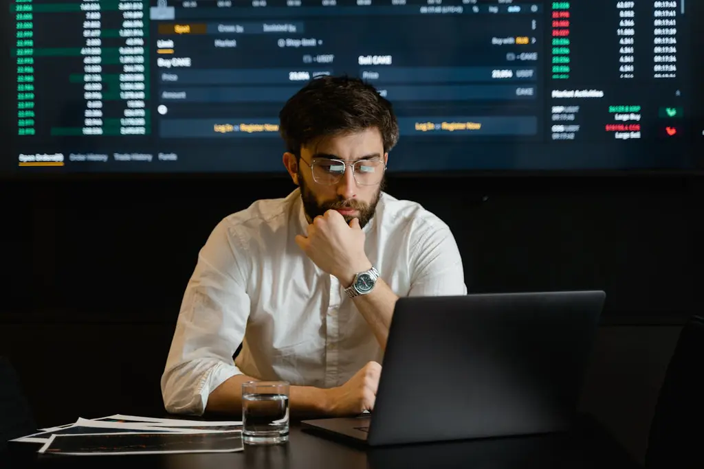 Opvallende bewegingen in de cryptomarkt die iedereen moet volgen